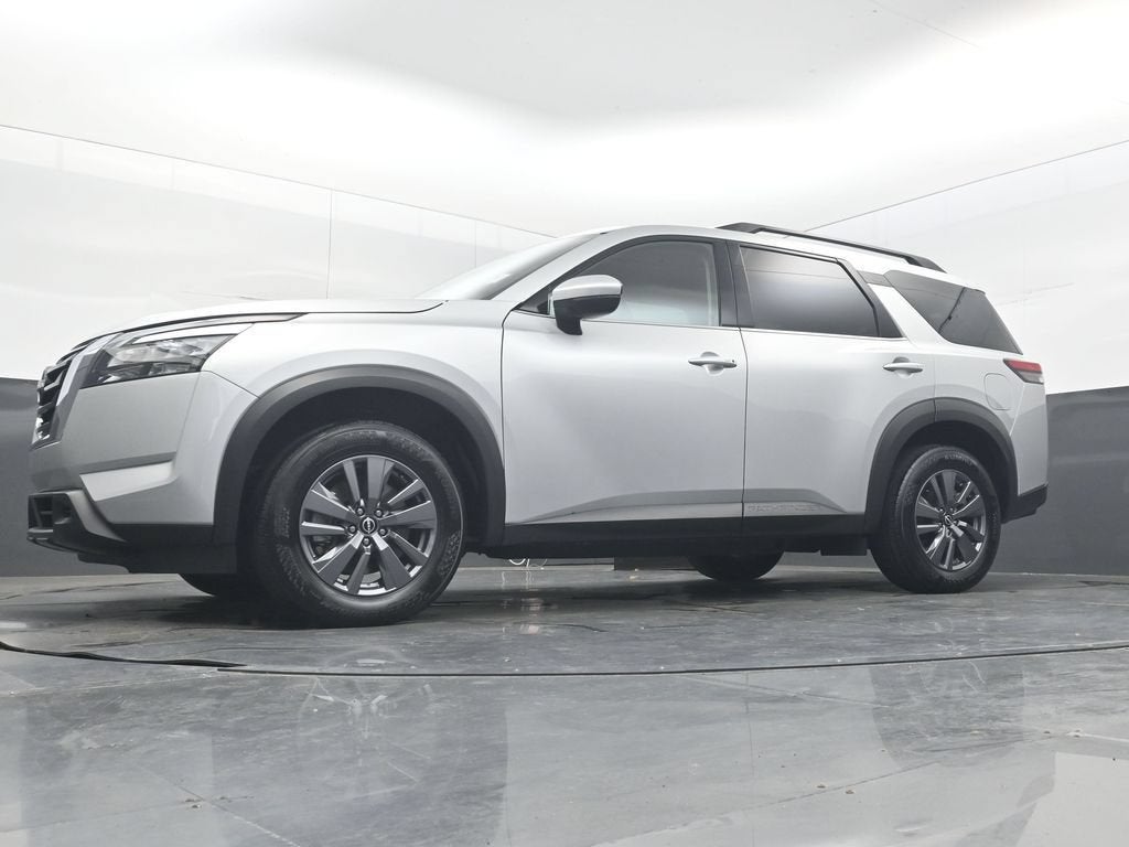 2025 Nissan Pathfinder SV FWD