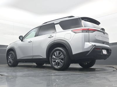 2025 Nissan Pathfinder SV FWD
