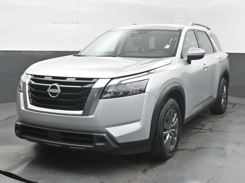 2025 Nissan Pathfinder SV FWD