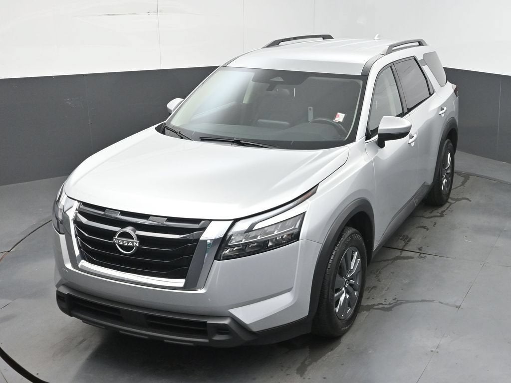 2025 Nissan Pathfinder SV - Photo 31