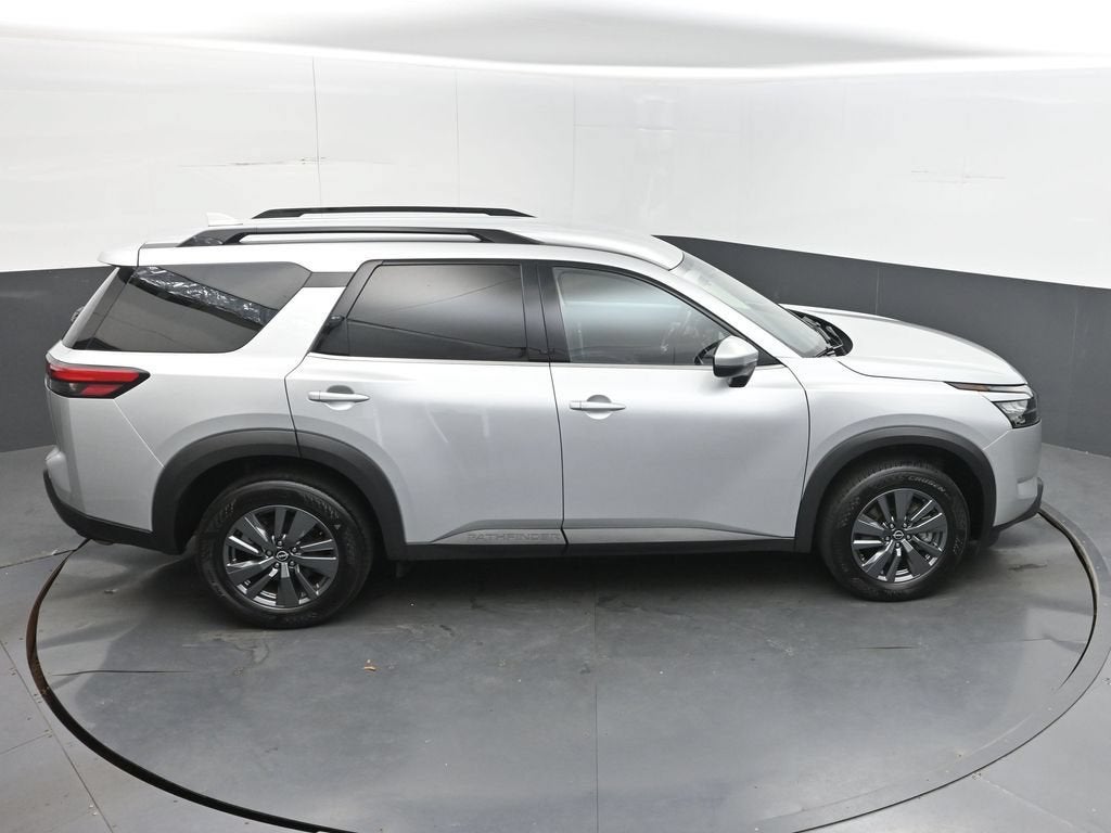 2025 Nissan Pathfinder SV FWD