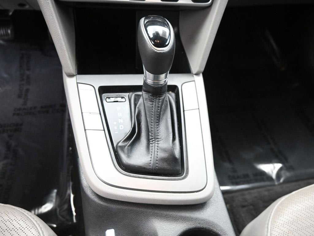 2020 Hyundai Elantra Limited