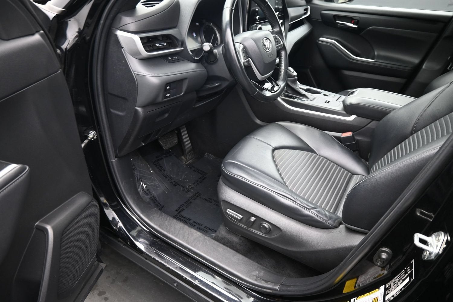 2022 Toyota Highlander XSE