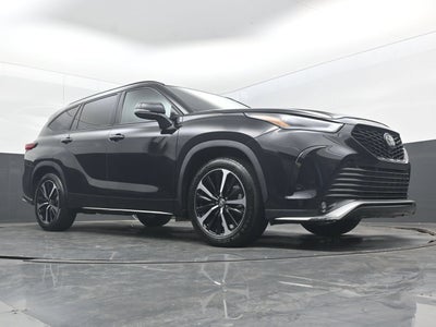 2022 Toyota Highlander XSE