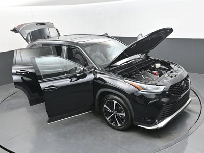 2022 Toyota Highlander XSE