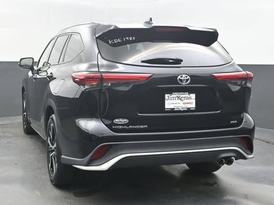 2022 Toyota Highlander XSE