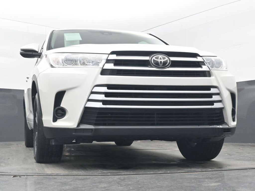 2017 Toyota Highlander LE