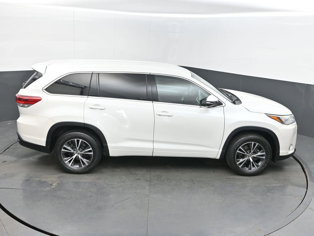 2017 Toyota Highlander LE