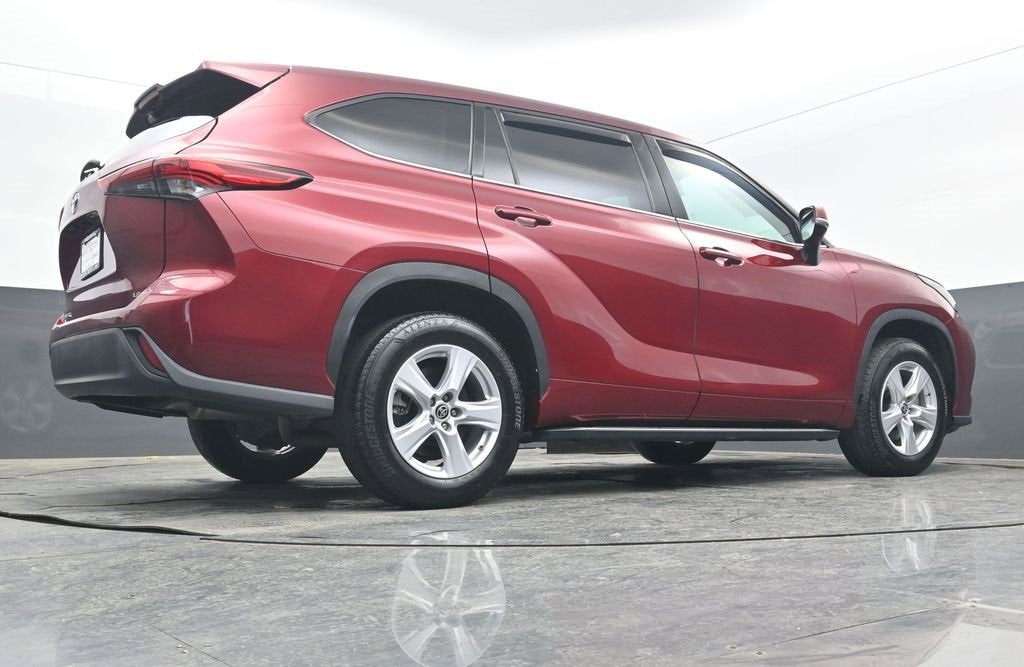 2022 Toyota Highlander LE