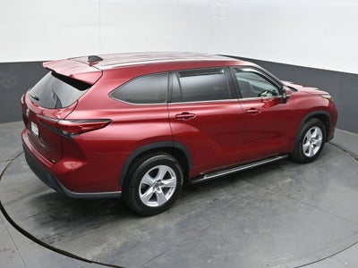 2022 Toyota Highlander LE