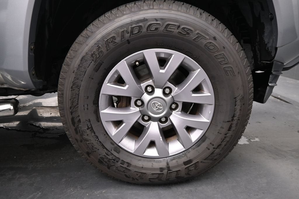2019 Toyota Tacoma SR5 V6