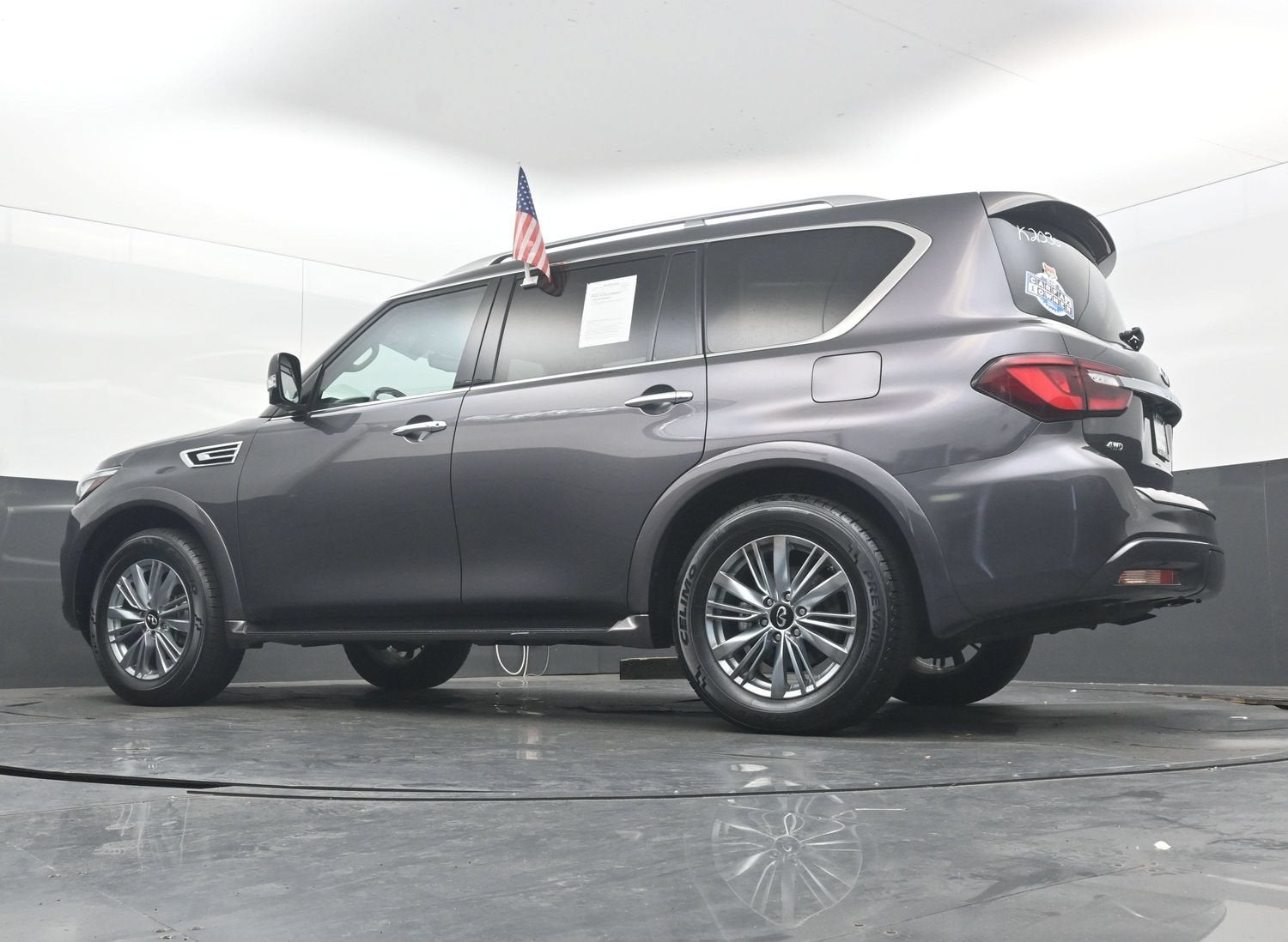 2024 INFINITI QX80 LUXE AWD