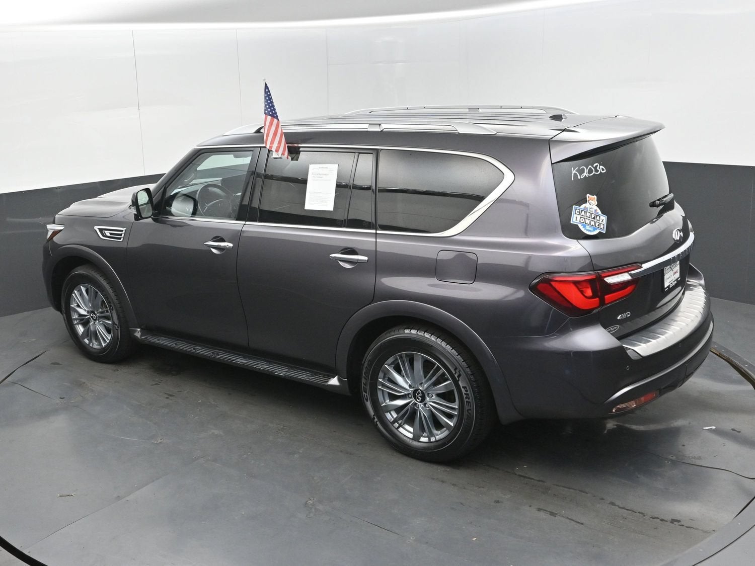 2024 INFINITI QX80 LUXE AWD