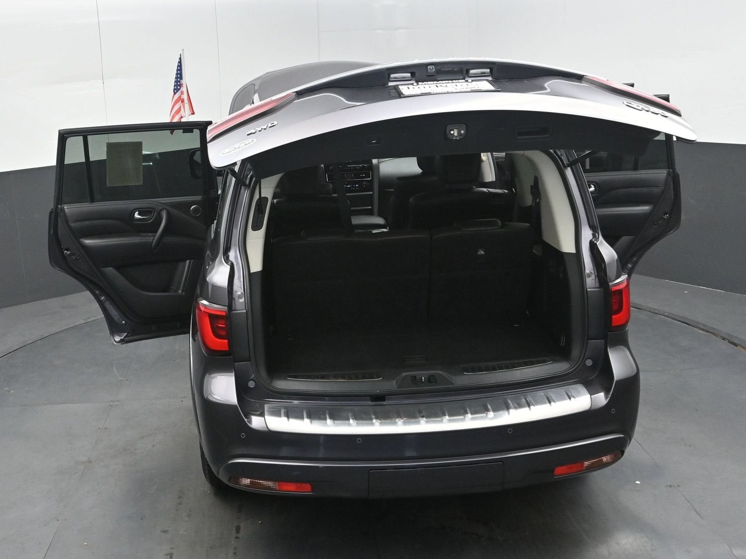 2024 INFINITI QX80 LUXE AWD