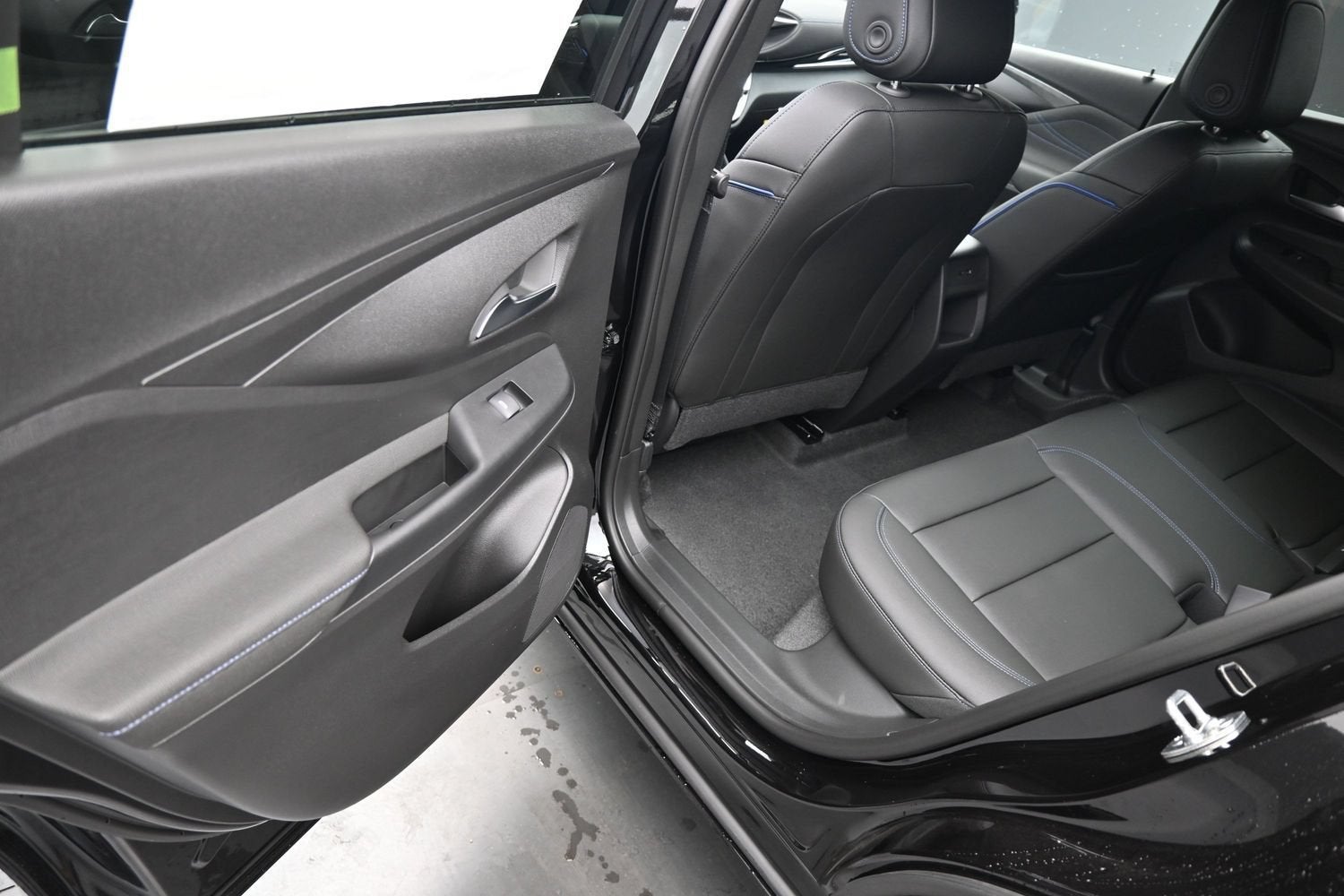 2026 Buick Envista Sport Touring - Photo 17