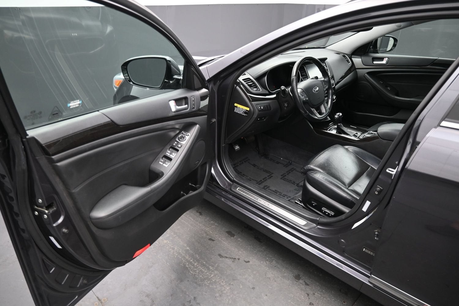 2014 Kia Cadenza Premium