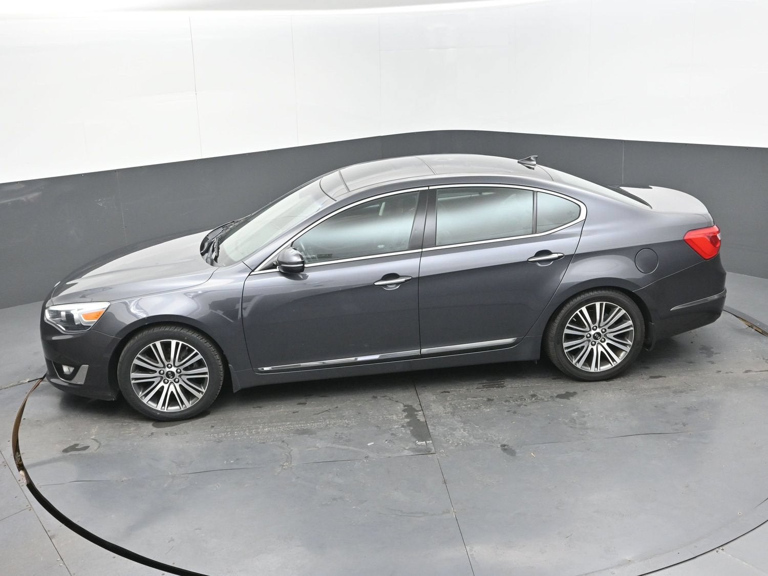 2014 Kia Cadenza Premium