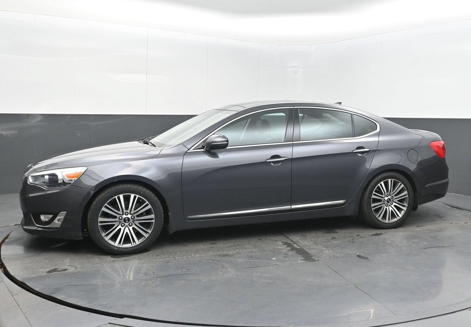 2014 Kia Cadenza Premium