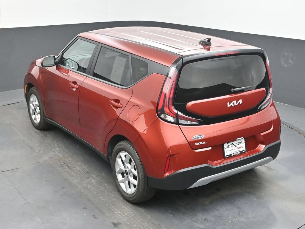 2024 Kia Soul LX
