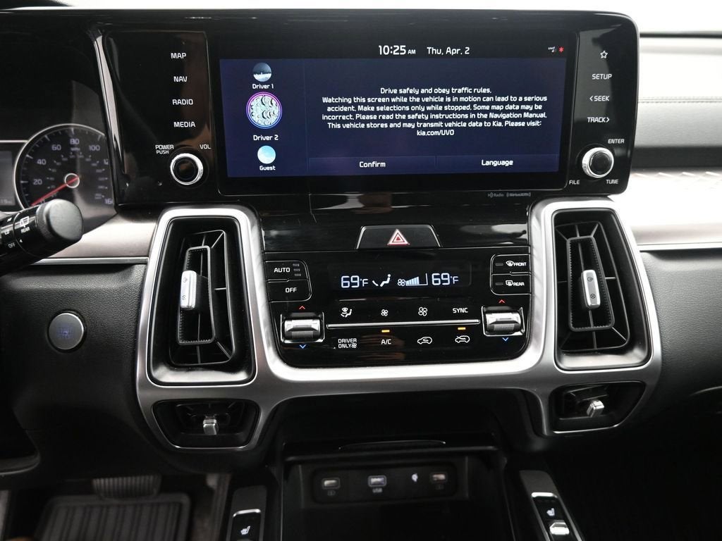 2022 Kia Sorento Hybrid EX