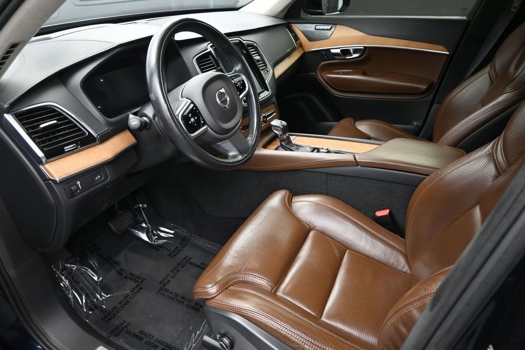 2019 Volvo XC90 T6 Inscription